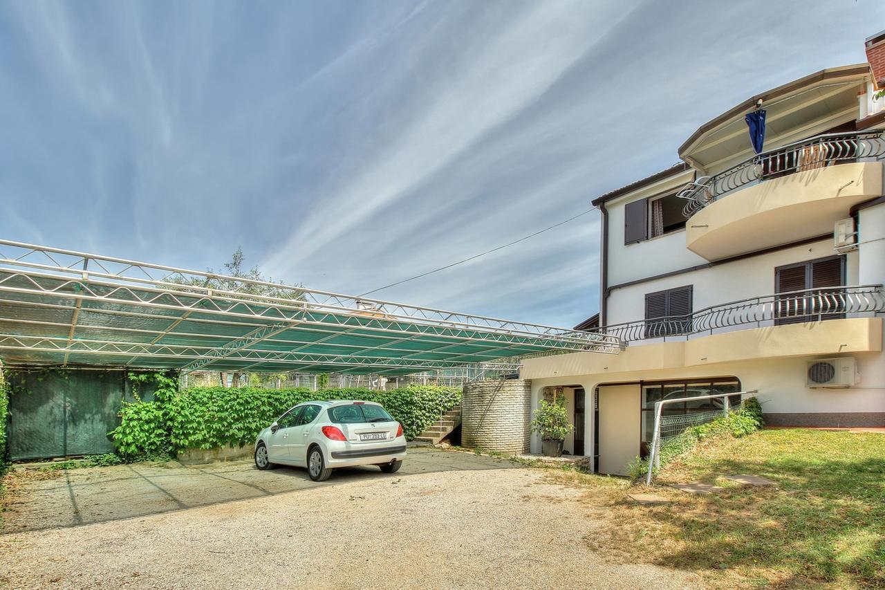 Nadia House With Apartments Zambratija (Istria) Exterior foto