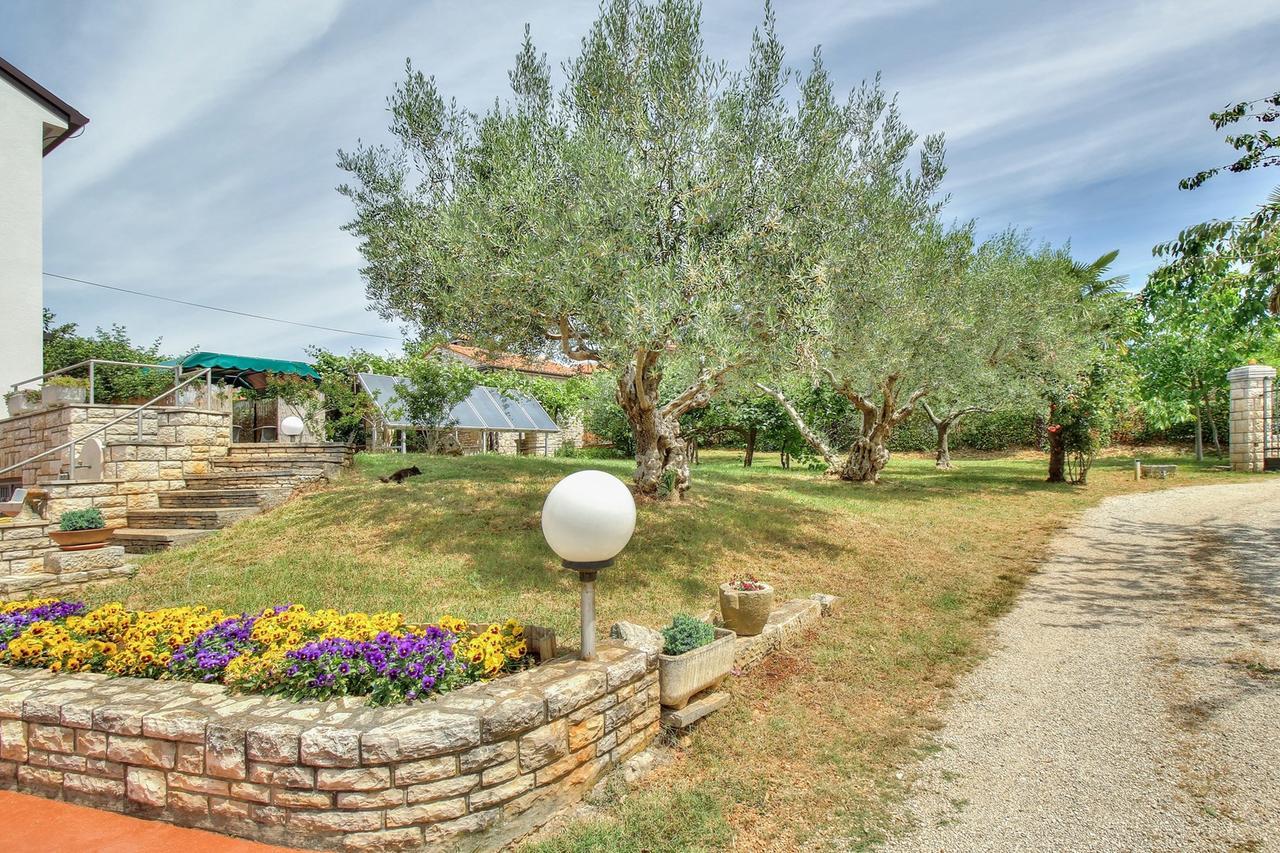 Nadia House With Apartments Zambratija (Istria) Exterior foto